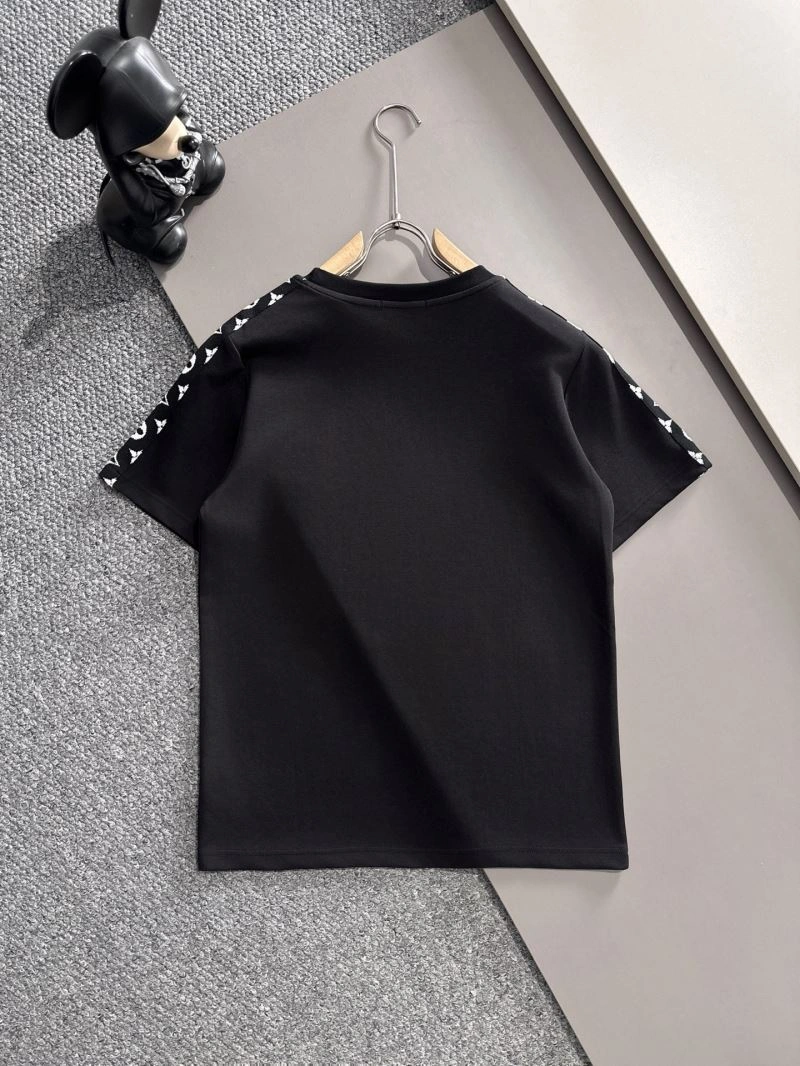 QuickDry Louis Vuitton Short Suits 136350