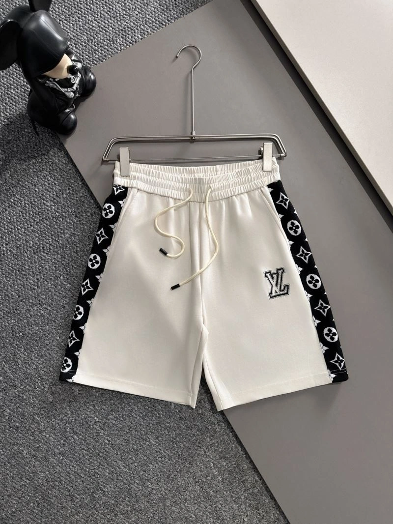 Durable Louis Vuitton Short Suits 136353
