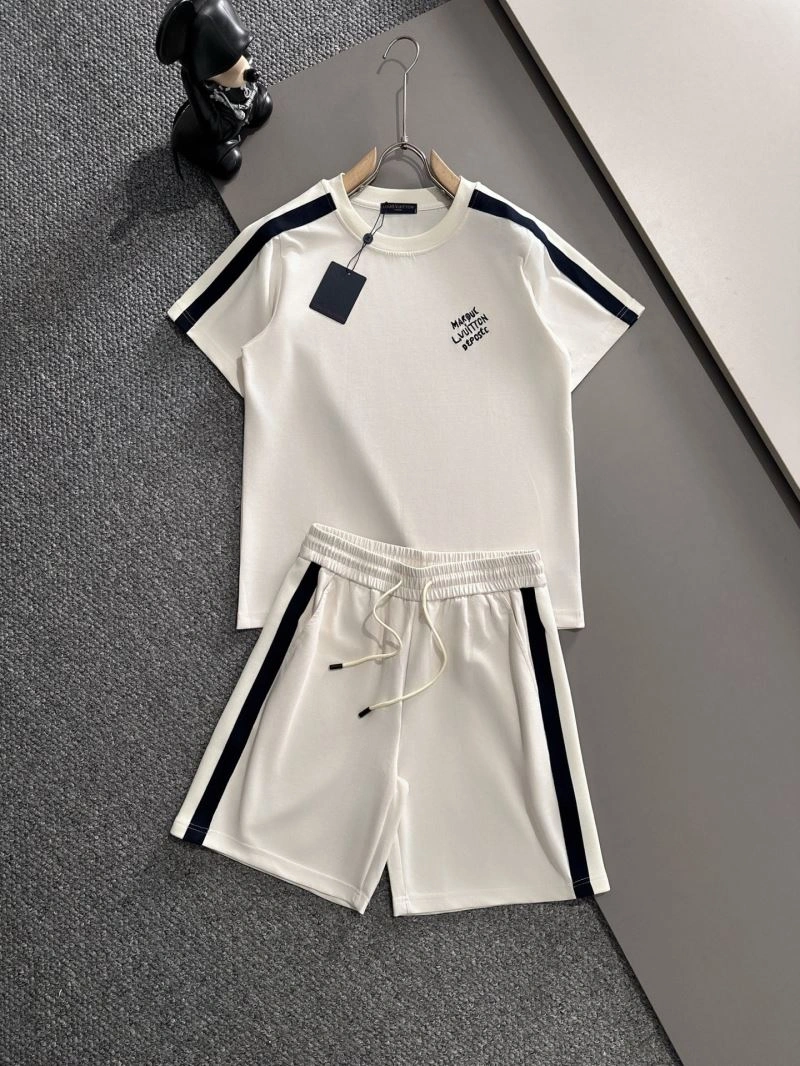 Louis Vuitton Short Suits Thermal 136352