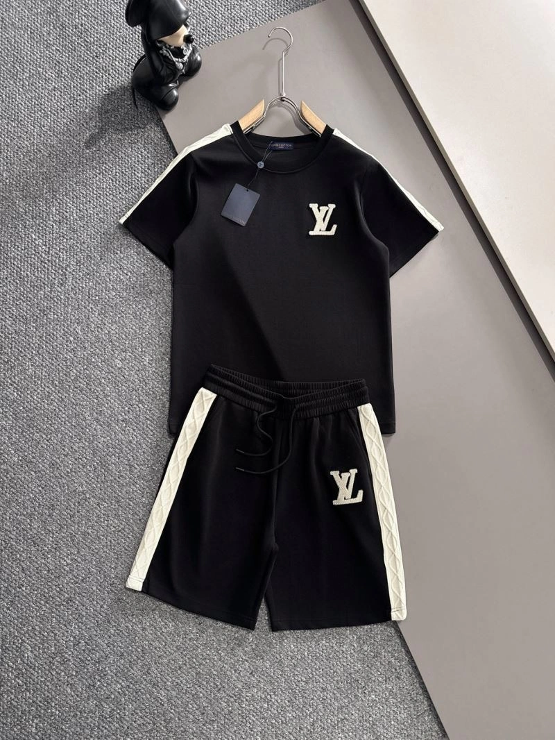 Louis Vuitton Short Suits SportInspired 136348