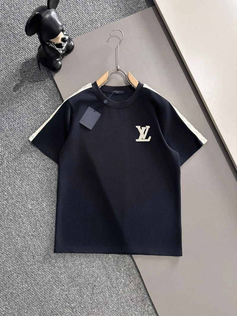 SunProtective Louis Vuitton Short Suits 136342