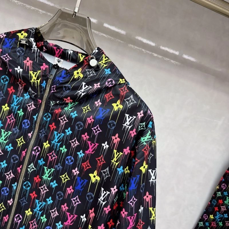 Louis Vuitton Short Suits Bright 136361
