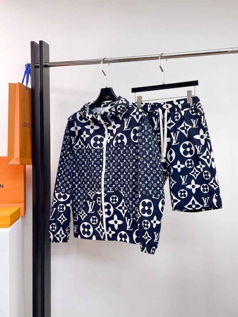 Louis Vuitton Short Suits Sustainable 136340