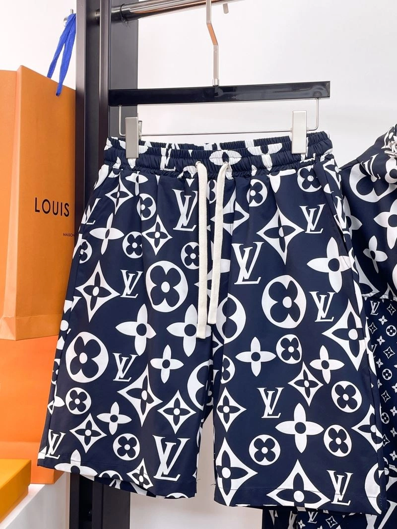 Louis Vuitton Short Suits Sustainable 136340