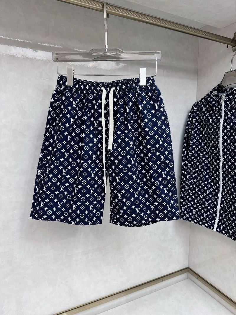 Refined Louis Vuitton Short Suits 136344