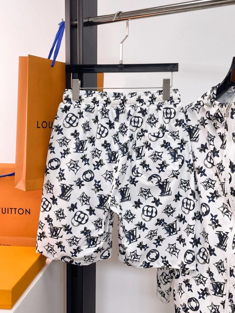 Resilient Louis Vuitton Short Suits 136329