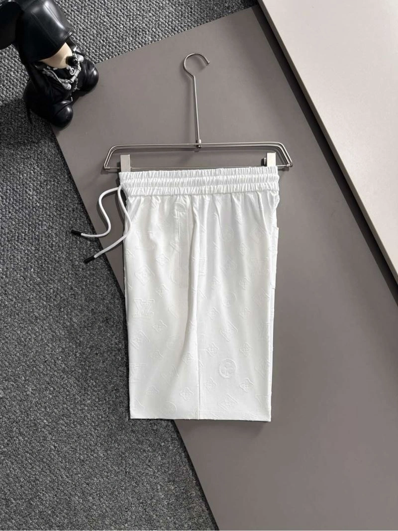 Durable Louis Vuitton Short Suits 136338