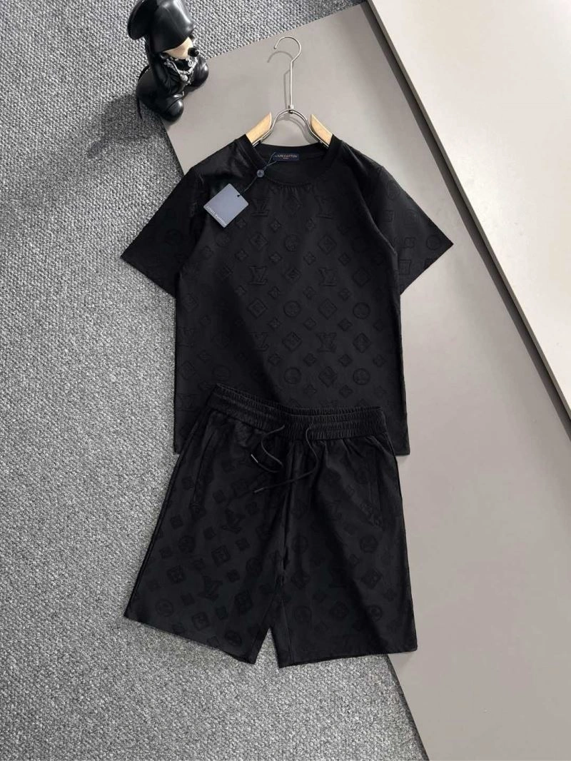 MultiPurpose Louis Vuitton Short Suits 136334