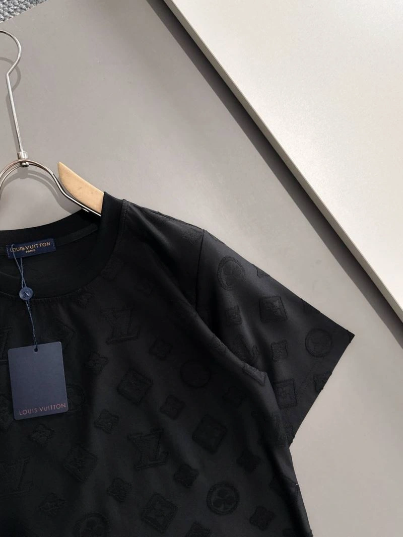 MultiPurpose Louis Vuitton Short Suits 136334