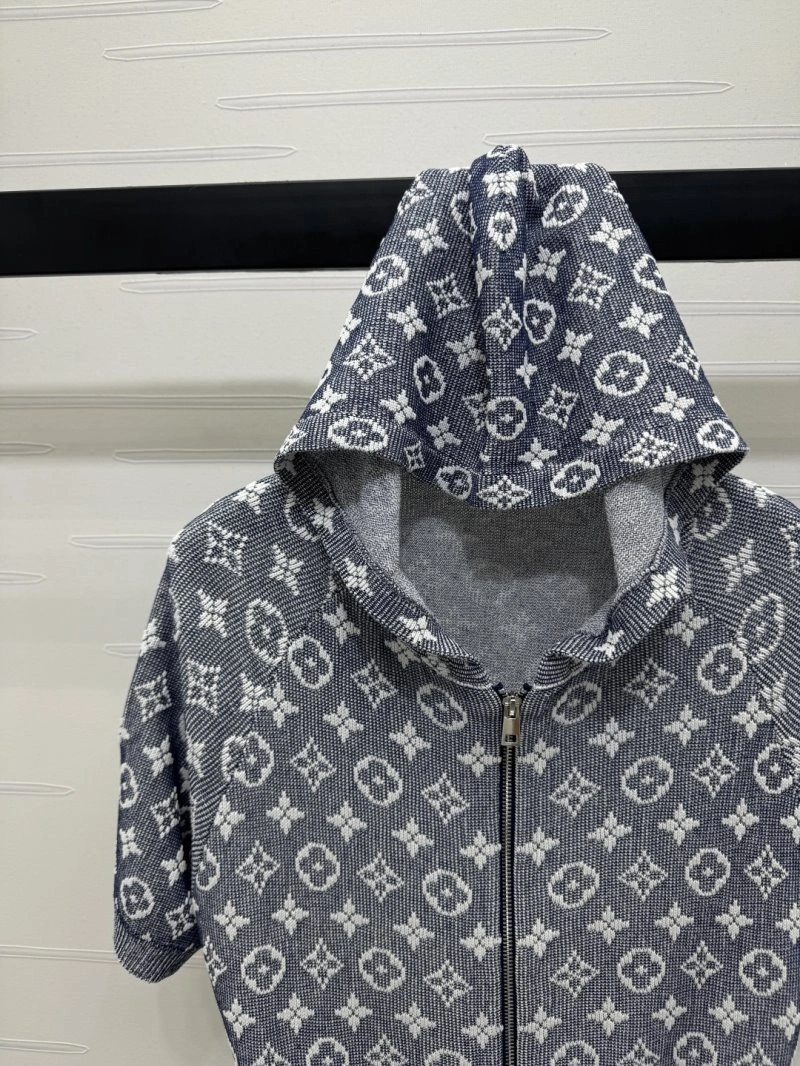 Sustainable Louis Vuitton Short Suits 131019