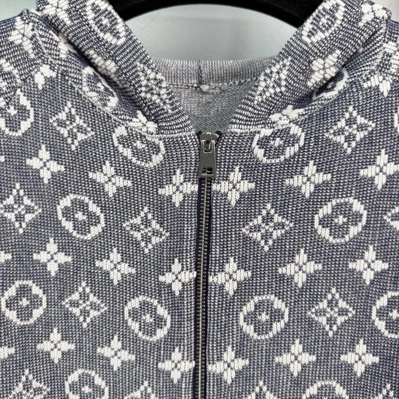 Louis Vuitton Short Suits Sleek 131026