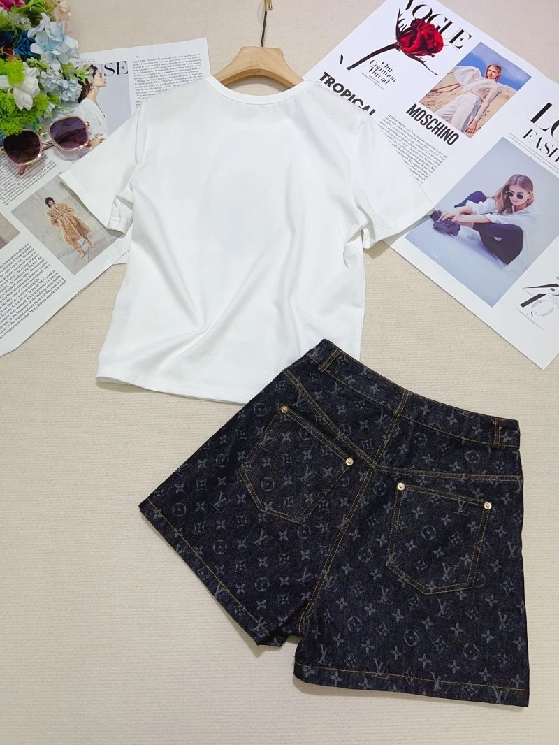 Louis Vuitton Short Suits FastDry 131701