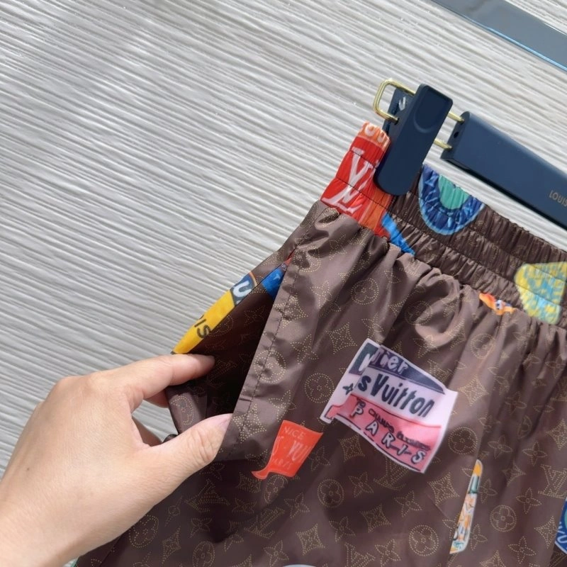 Classic Louis Vuitton Short Suits 131704
