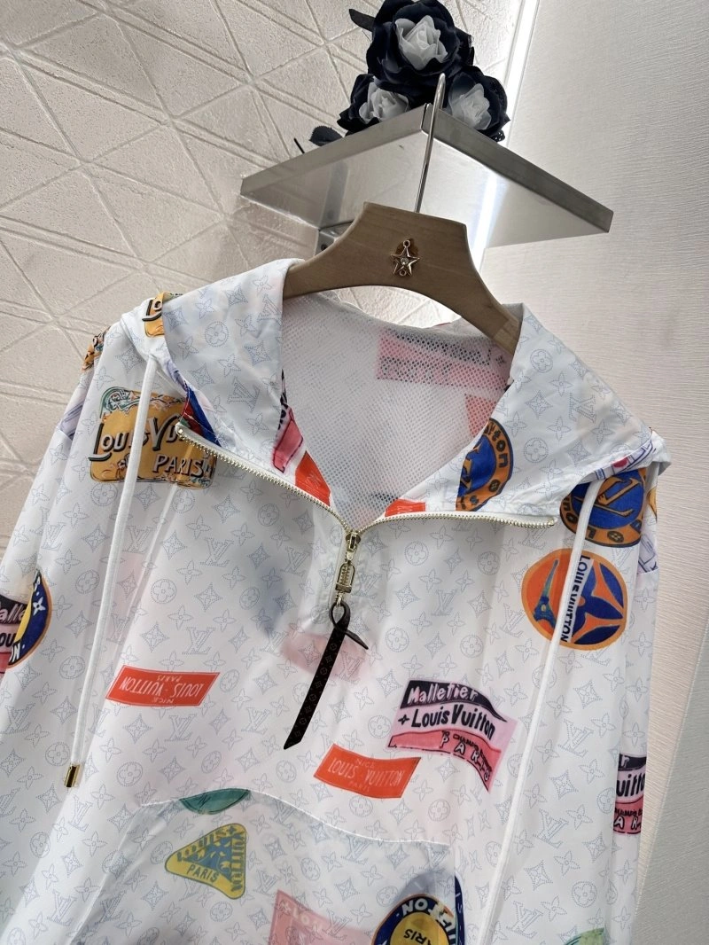 Comfortable Louis Vuitton Short Suits 131683