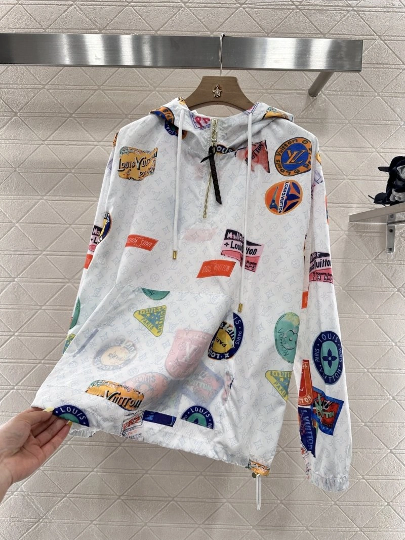 Comfortable Louis Vuitton Short Suits 131683