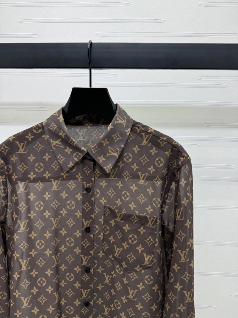 Louis Vuitton Short Suits ComfortFit 131686