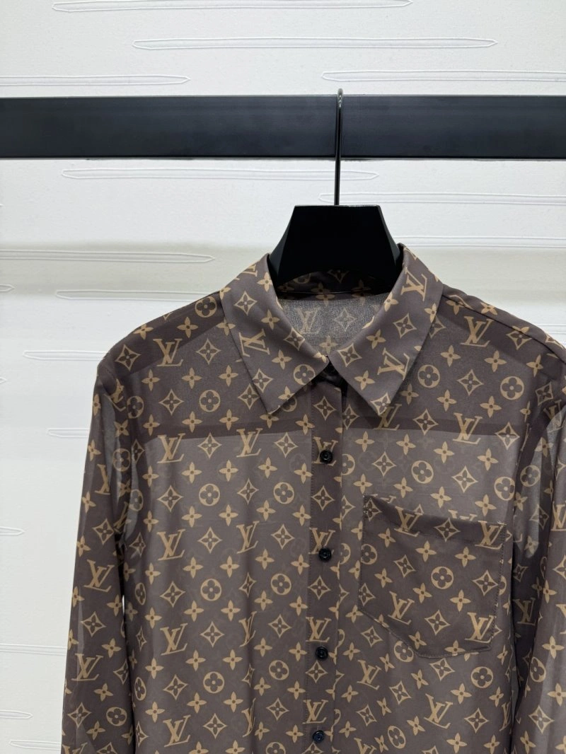 Louis Vuitton Short Suits ComfortFit 131686