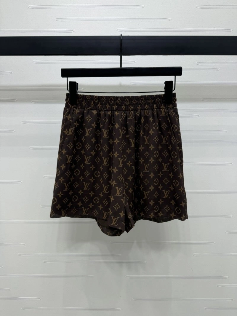 Louis Vuitton Short Suits ComfortFit 131686