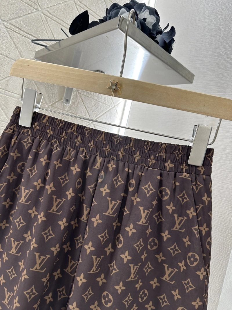 Louis Vuitton Short Suits Seasonal 131669
