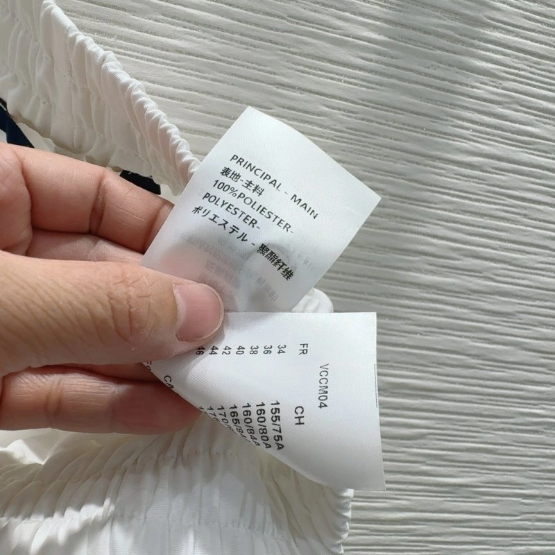 Snug Louis Vuitton Short Suits 131679