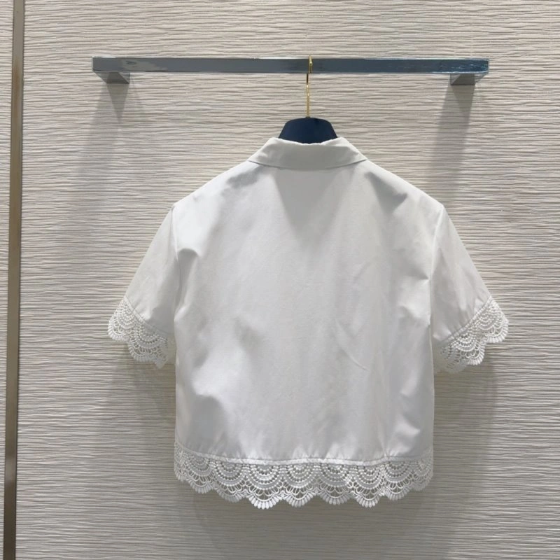 Snug Louis Vuitton Short Suits 131679