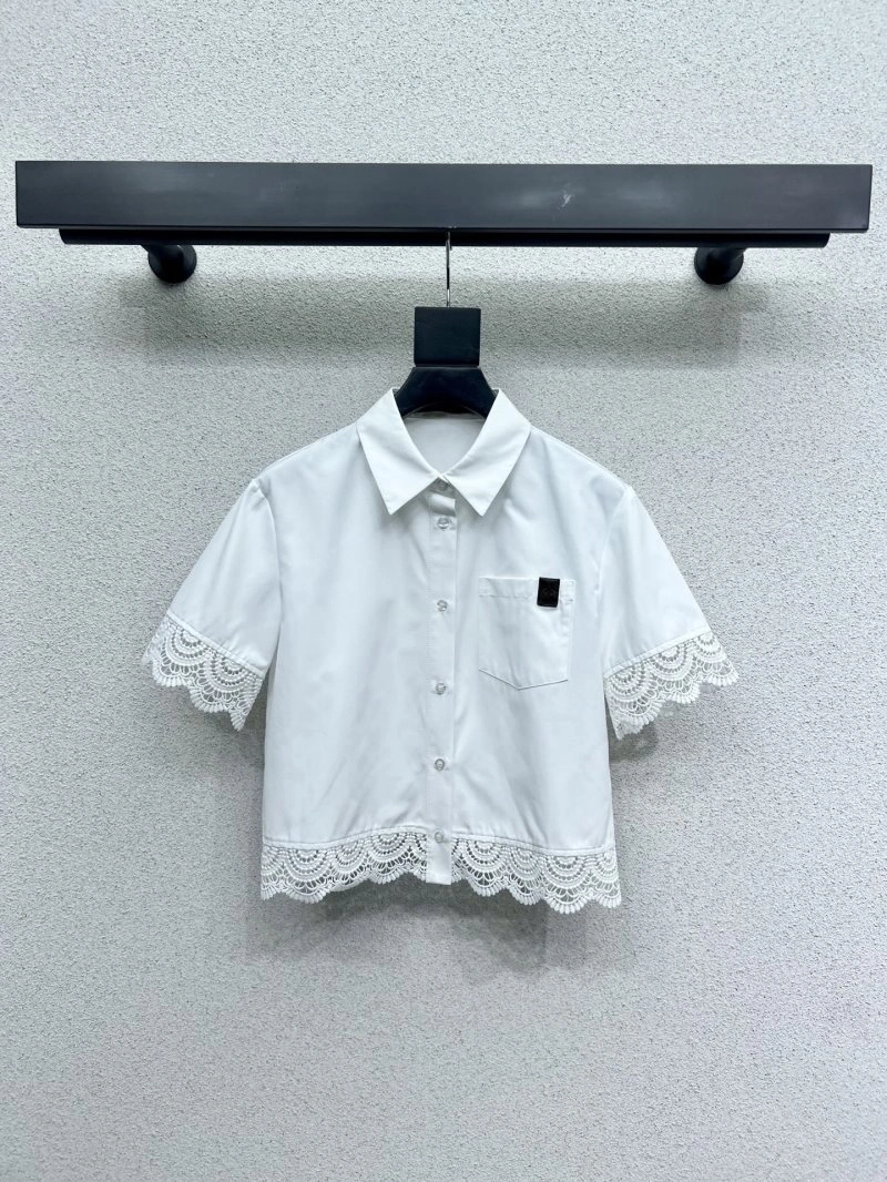Louis Vuitton Short Suits Comfortable 131676