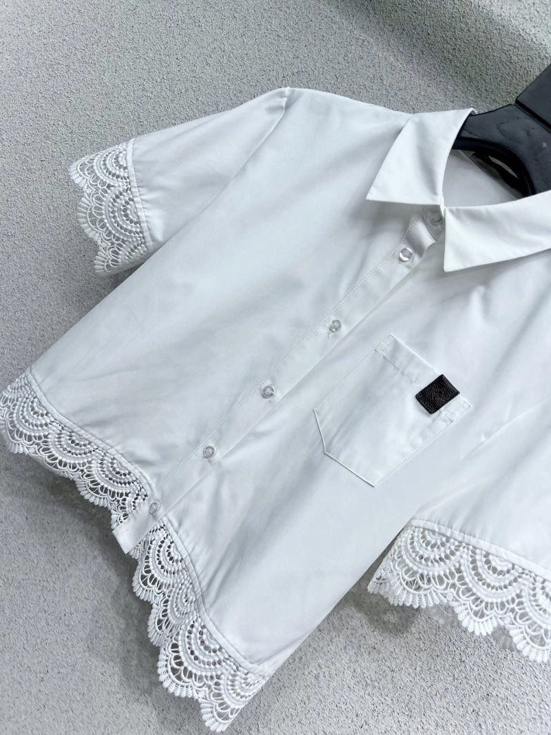 Louis Vuitton Short Suits Comfortable 131676