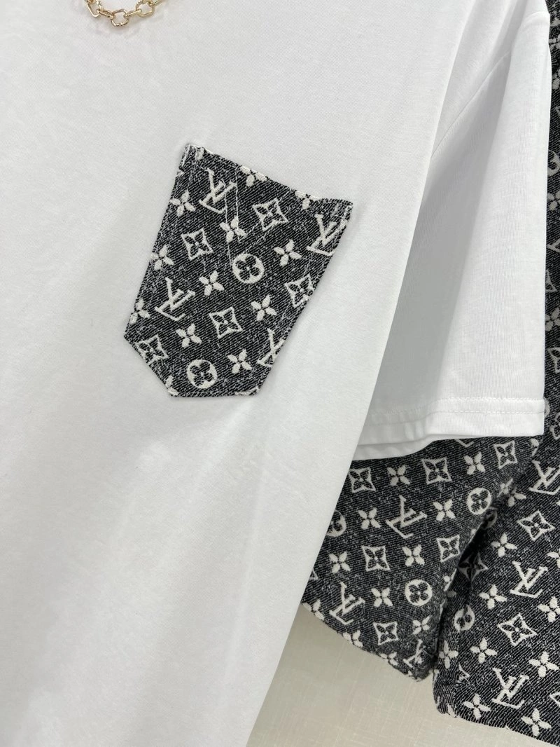Stretchable Louis Vuitton Short Suits 131674