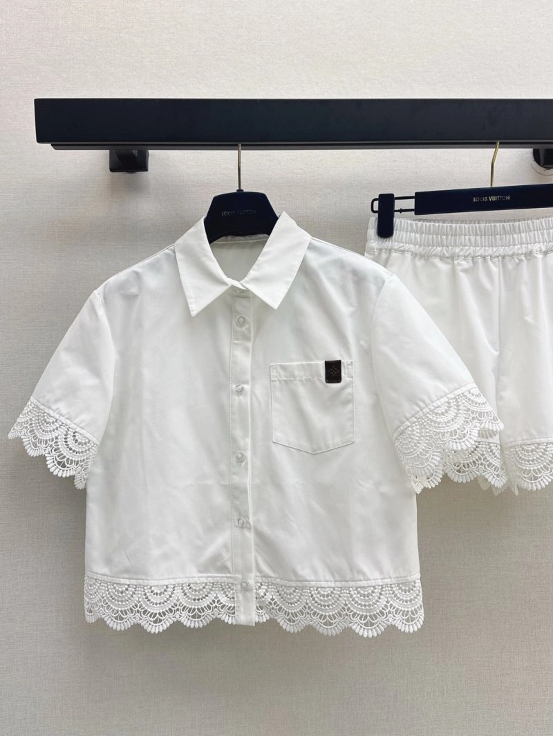 Louis Vuitton Short Suits Lightweight 130632