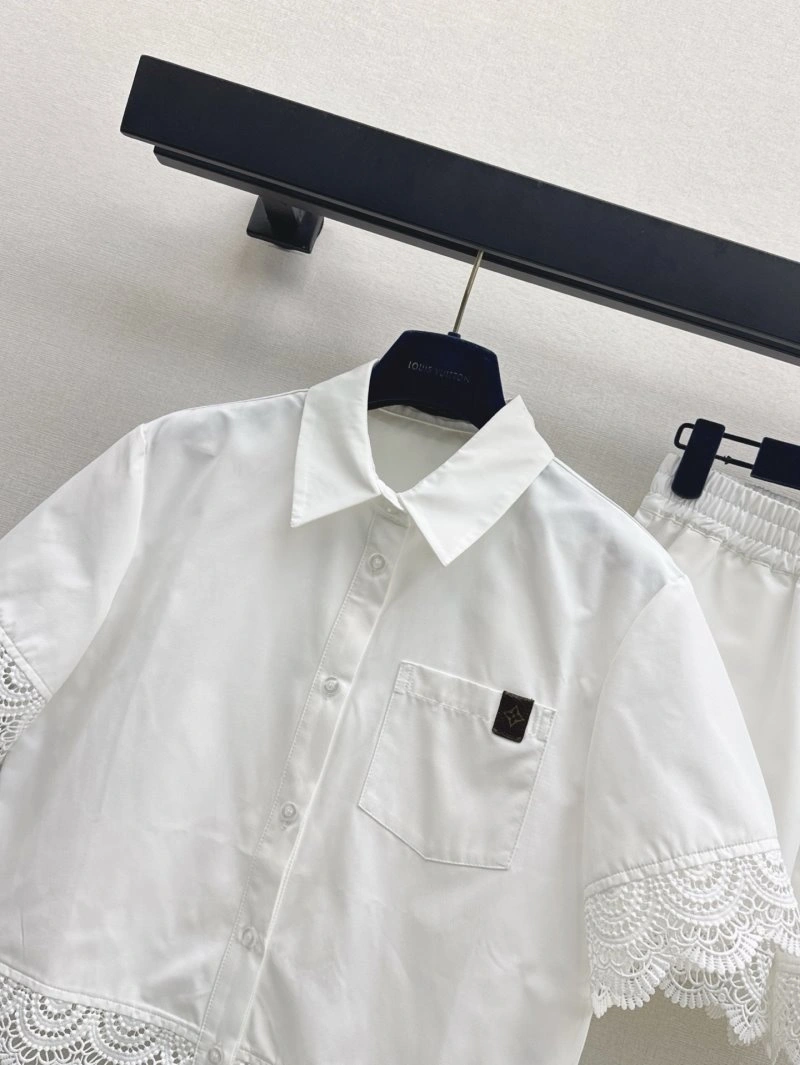 Louis Vuitton Short Suits Lightweight 130632