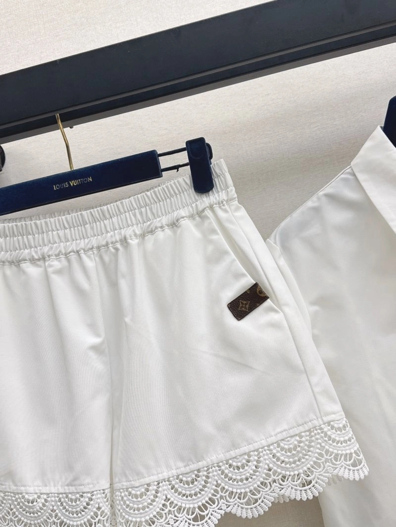 Louis Vuitton Short Suits Lightweight 130632