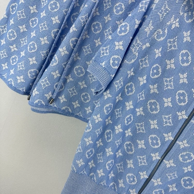 Lightweight Louis Vuitton Short Suits 130621