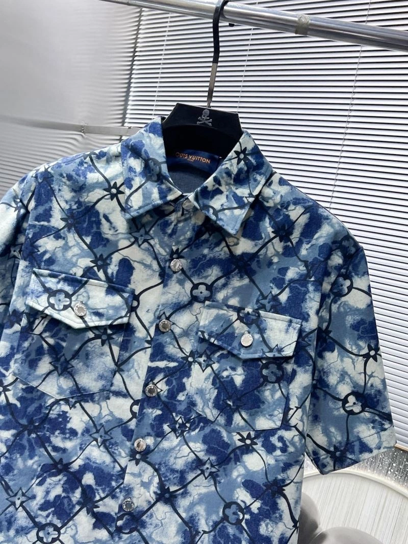 WeatherProof Louis Vuitton Short Suits 135740