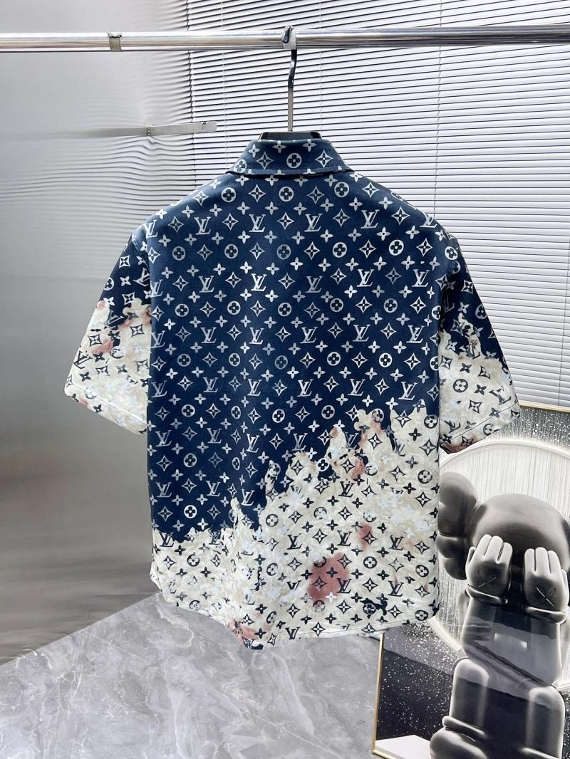 Snug Louis Vuitton Short Suits 135751