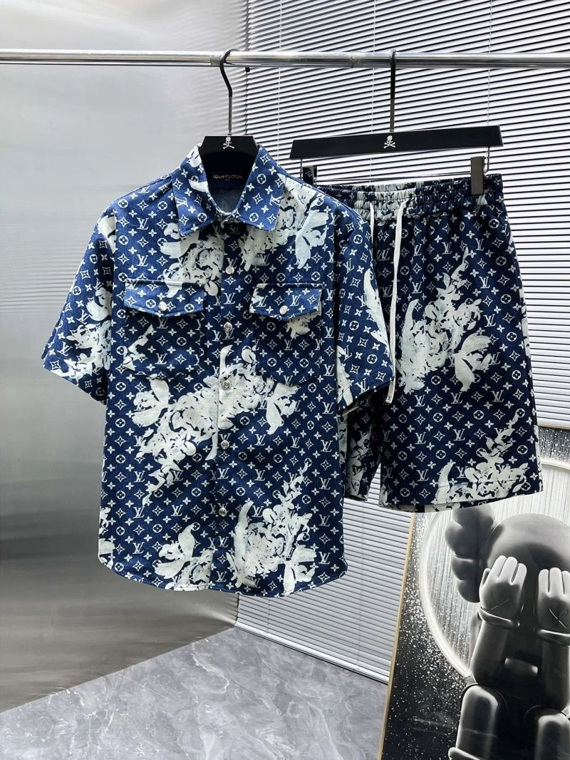 MoistureWicking Louis Vuitton Short Suits 135734