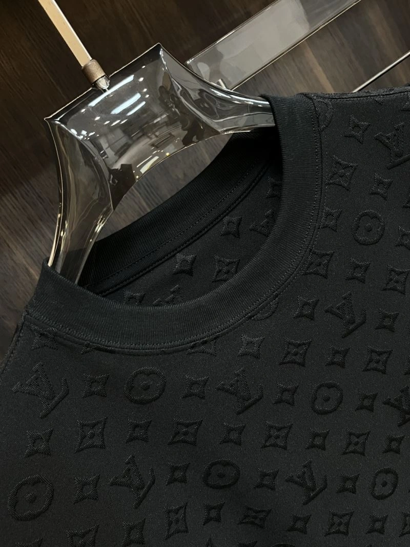 EyeCatching Louis Vuitton Short Suits 135738