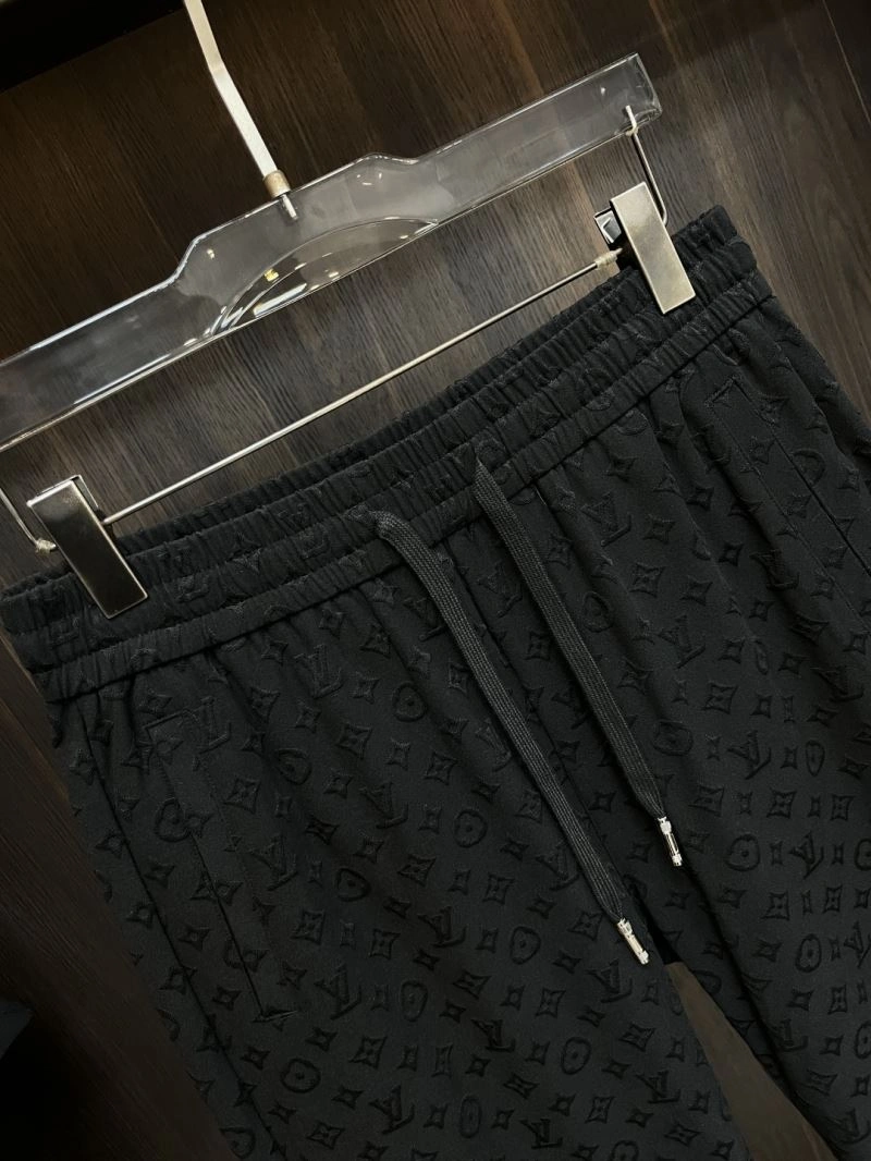 EyeCatching Louis Vuitton Short Suits 135738