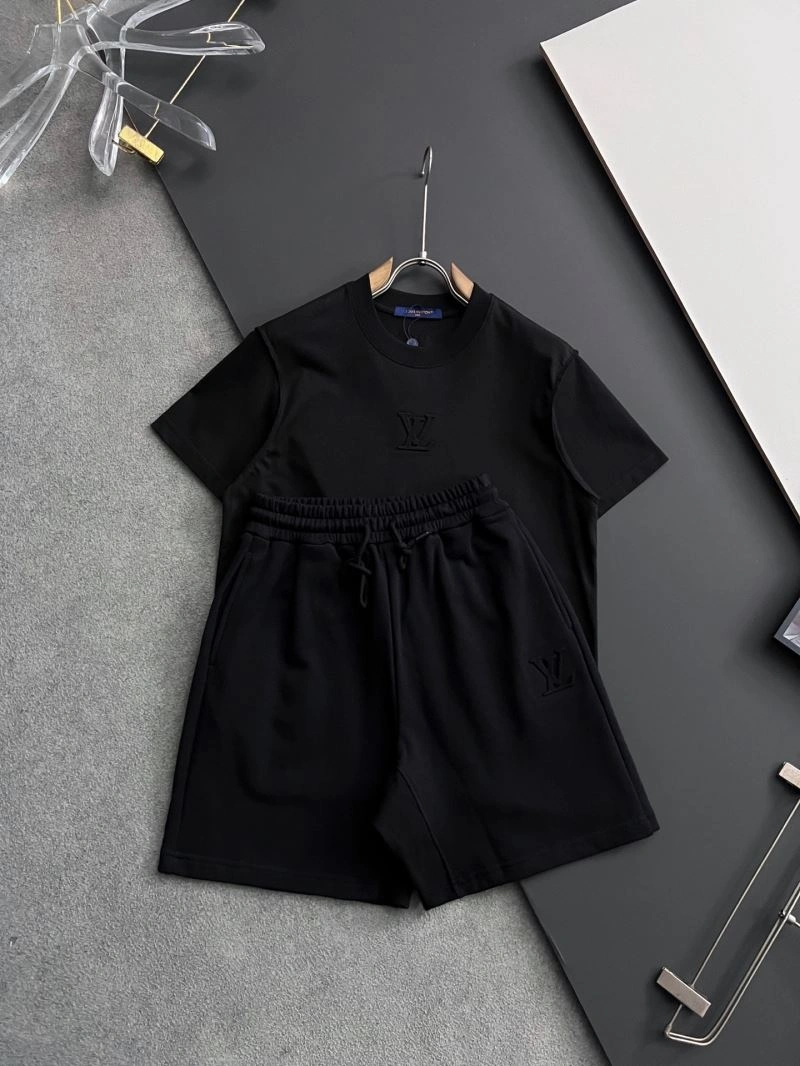 Louis Vuitton Short Suits ComfortFit 135728
