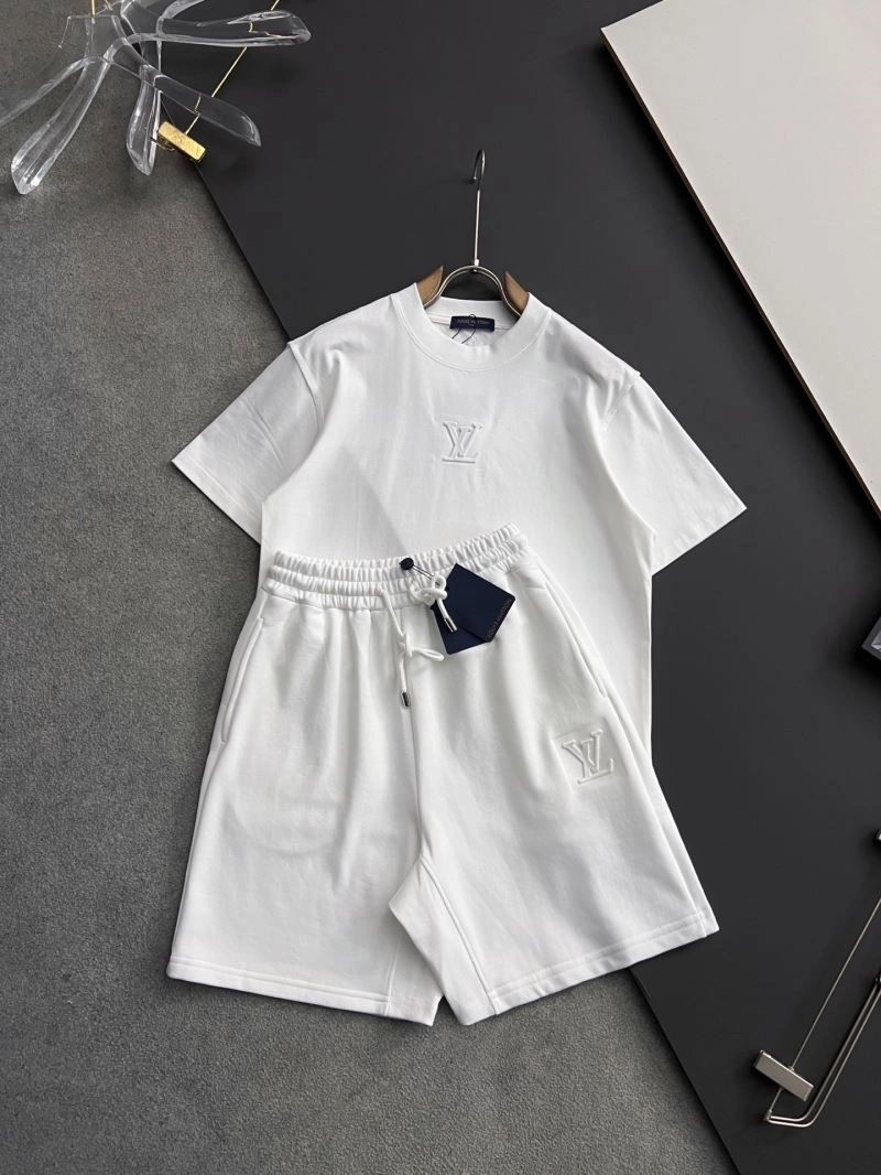Louis Vuitton Short Suits Attractive 135736