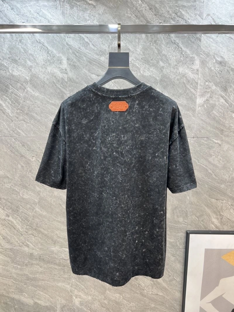 Louis Vuitton Short Suits Unisex 135733