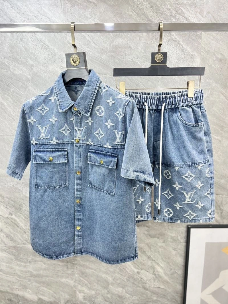 Louis Vuitton Short Suits Timeless 135727