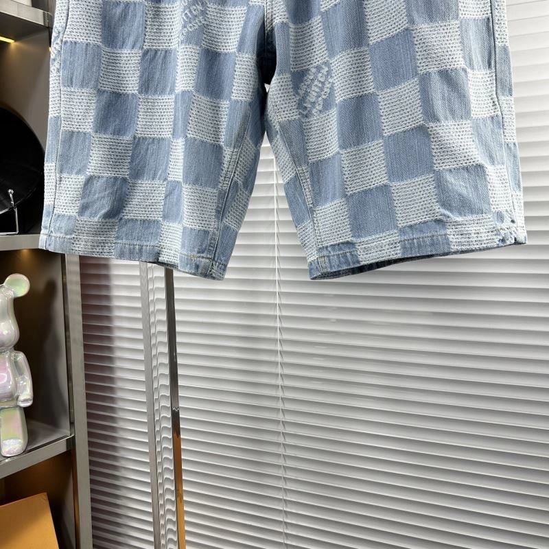 Louis Vuitton Short Suits Compact 135739