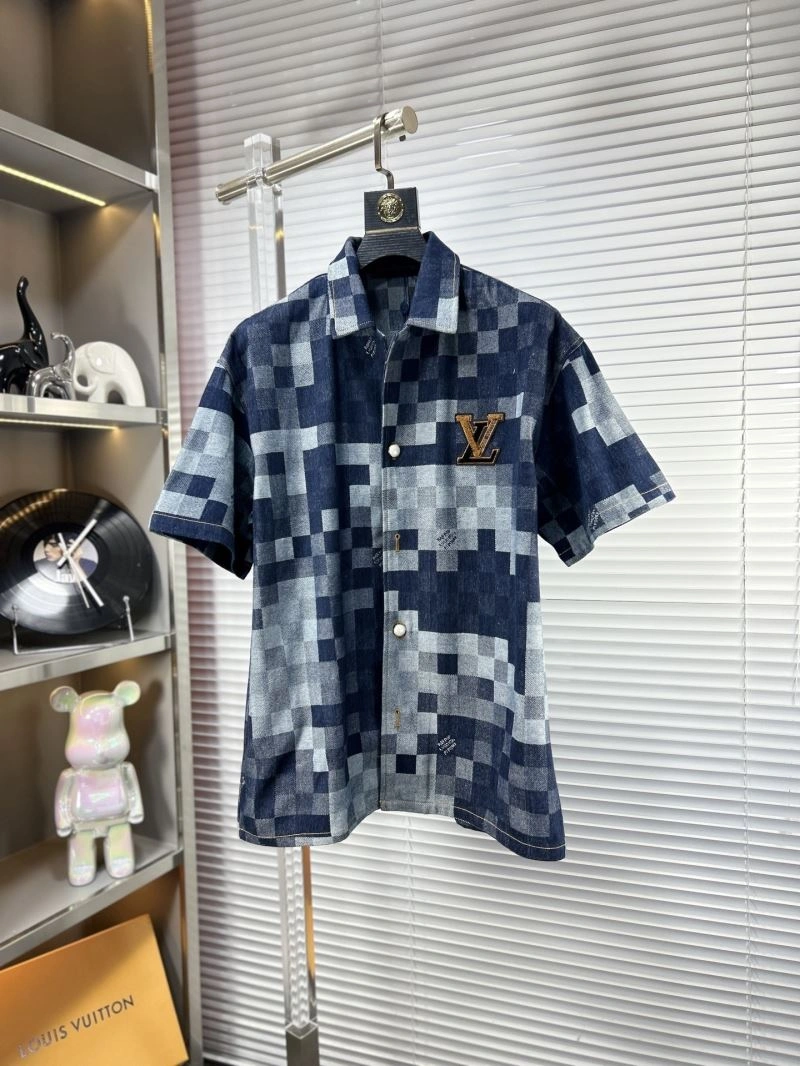 AllSeason Louis Vuitton Short Suits 135743