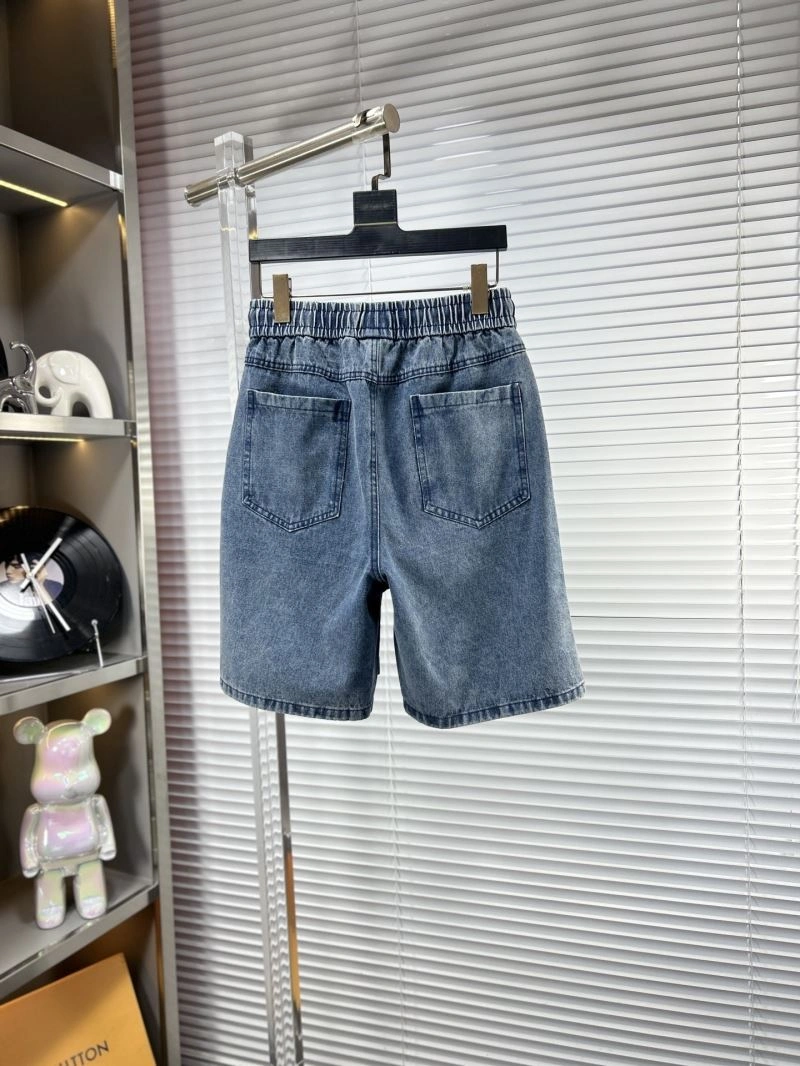 SmoothTexture Louis Vuitton Short Suits 135742