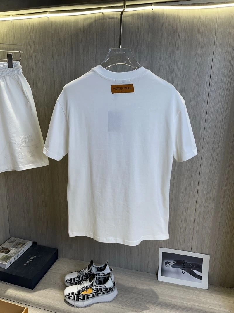 Louis Vuitton Short Suits Practical 134821