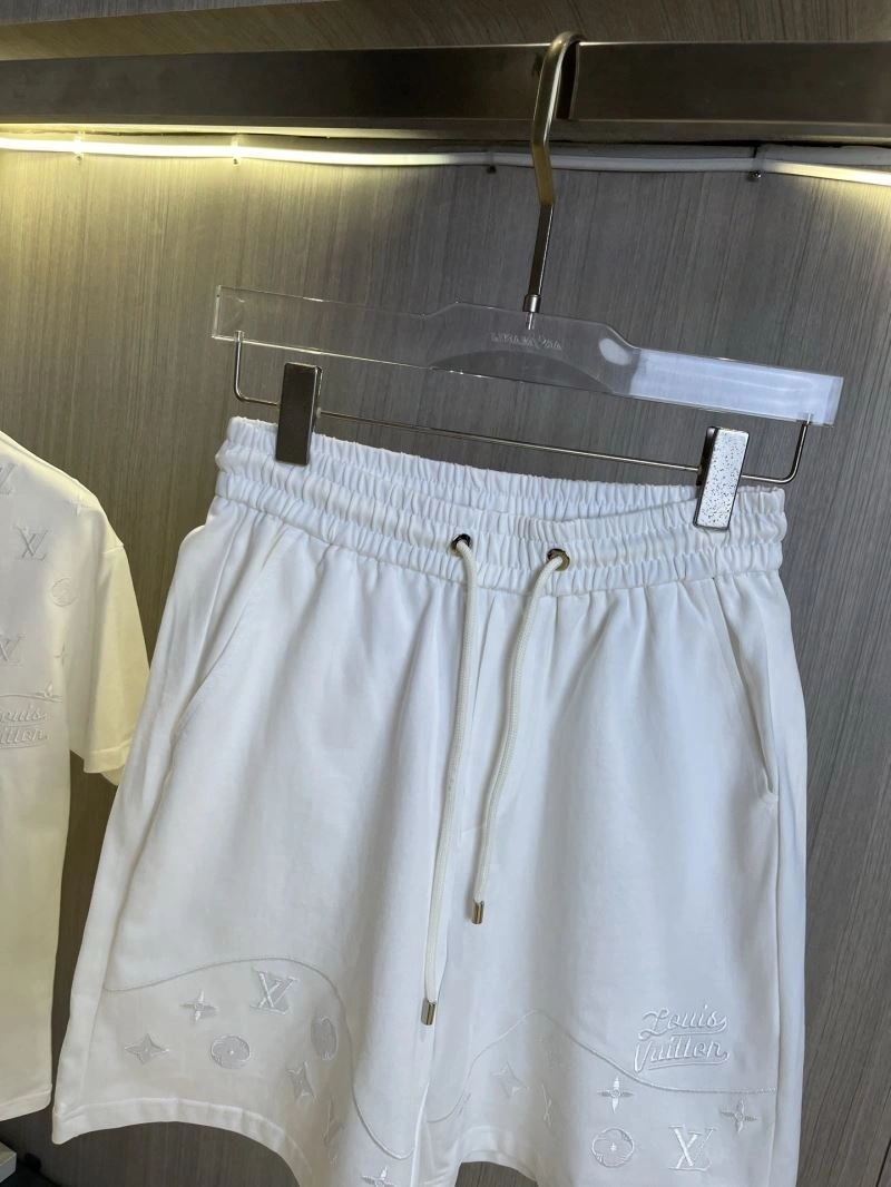 Louis Vuitton Short Suits Practical 134821