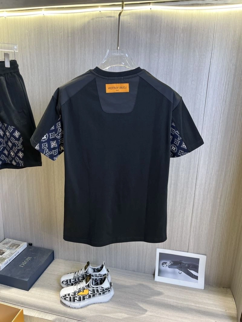 Louis Vuitton Short Suits DailyWear 134803