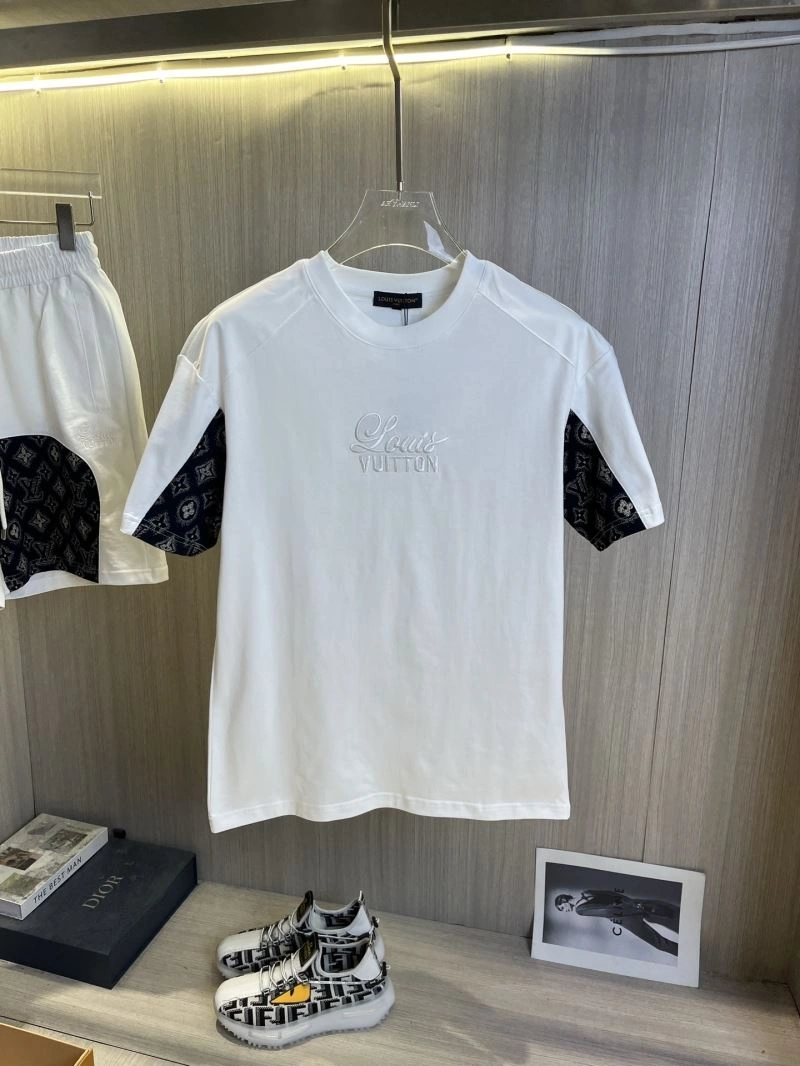 WrinkleFree Louis Vuitton Short Suits 134808