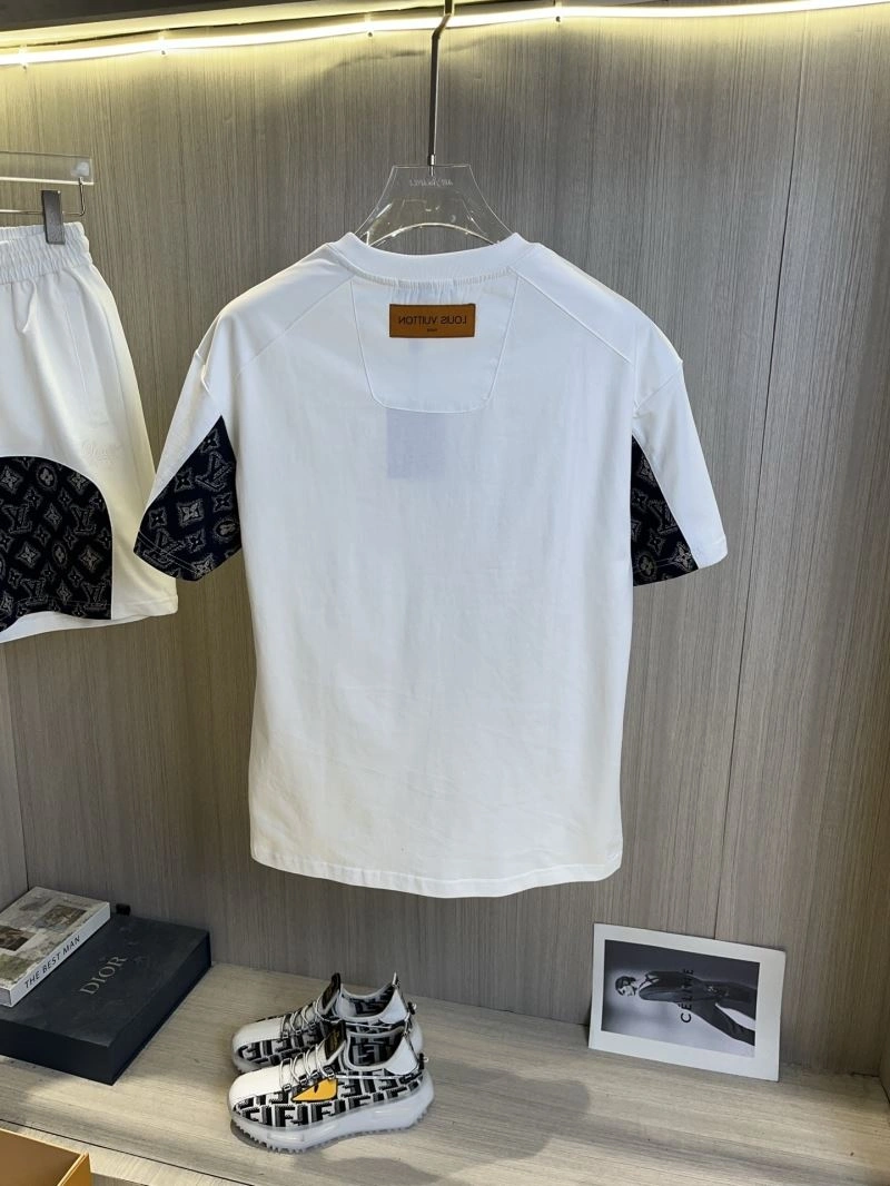 WrinkleFree Louis Vuitton Short Suits 134808