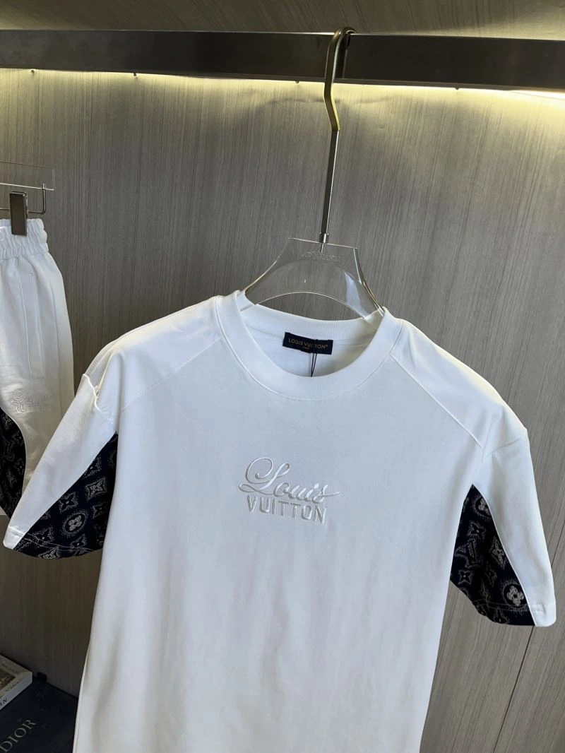 WrinkleFree Louis Vuitton Short Suits 134808